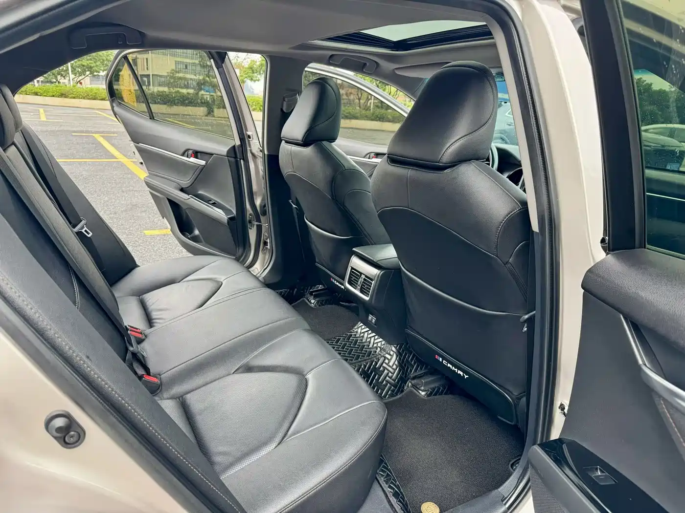 Toyota Camry 2023 2021 2.0G Luxury Edition