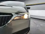 Photo 5 - Buick GL6