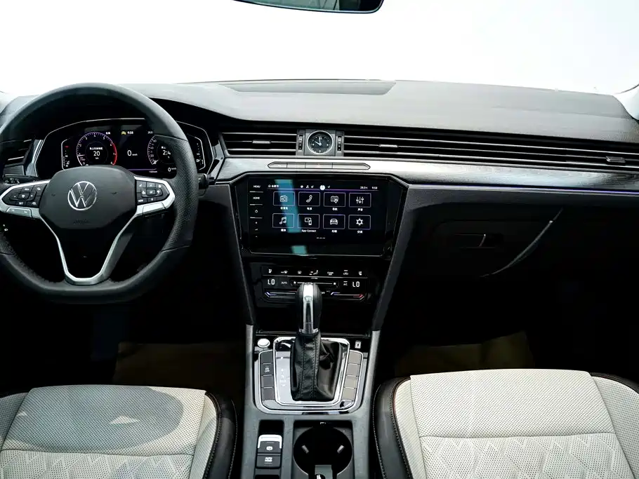 Volkswagen Magotan 2026 2026 Model 30 Million Special Selection 380TSI DSG Luxury