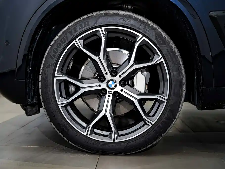 BMW X5 2026 2026 xDrive 30Li Luxury M Sport Night Edition Package