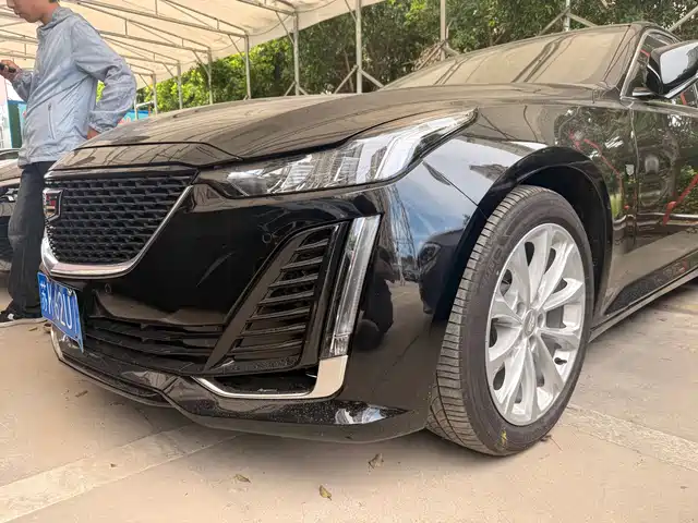 Cadillac CT5 2023