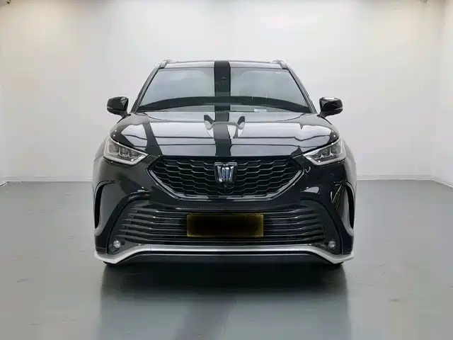 Toyota Crown Kluger 2022 2.5L HEV 4WD Premium Edition фото 2