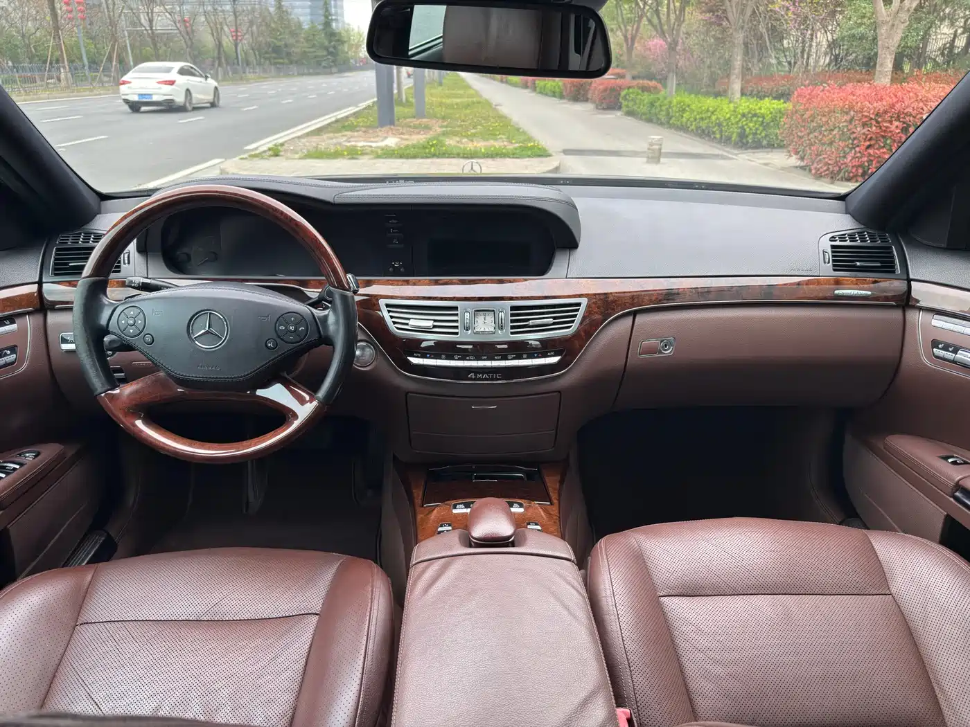 Mercedes-Benz S-Class 2012 S 350 L Grand Edition фото 8