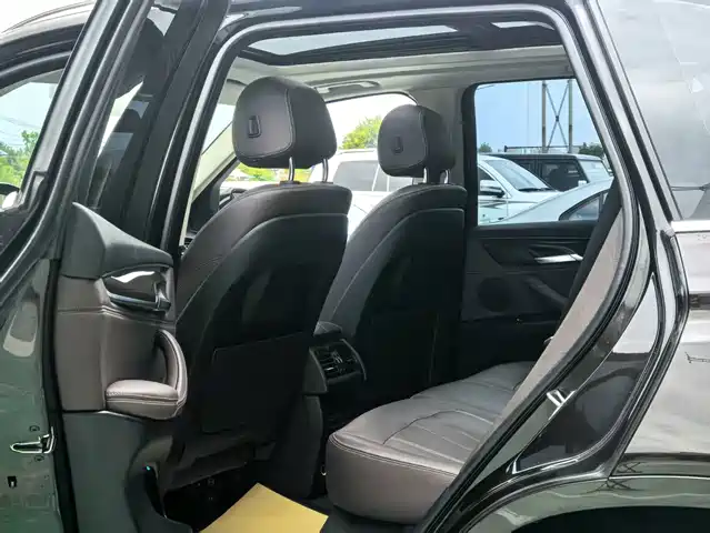 BMW X5 (Import) 2017 xDrive28i — фото 5