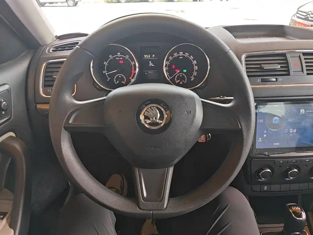 Škoda Yeti 2018 2017 TSI280 DSG Advance