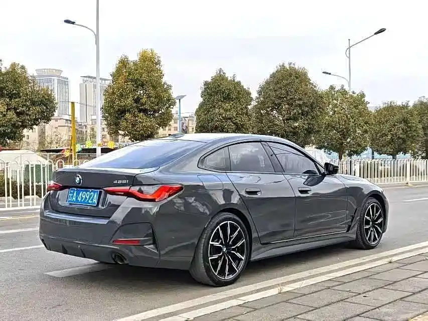 BMW 4 Series 2022 425i Gran Coupe M Sport Night Package фото 9