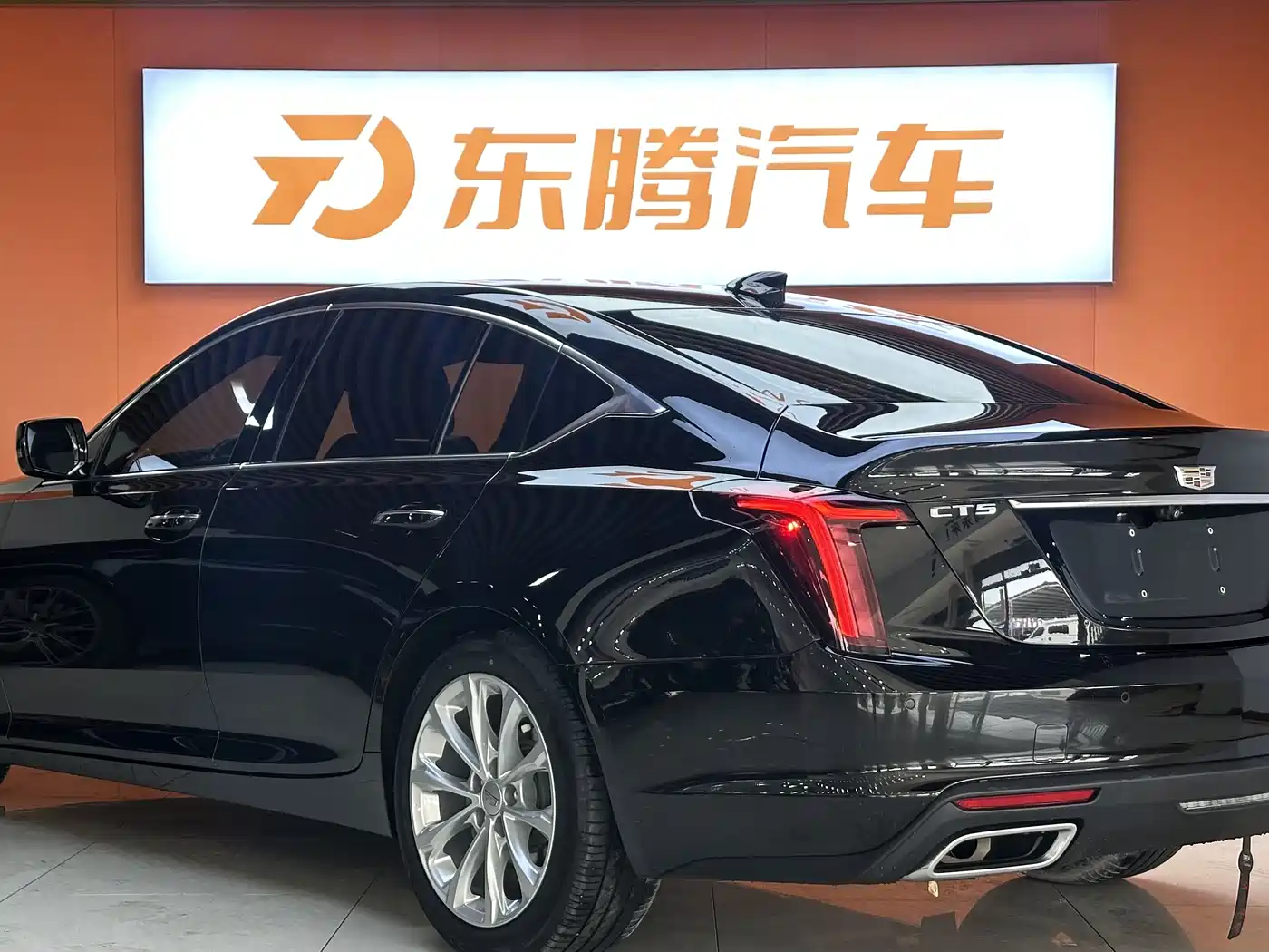 CADILLAC CT5
