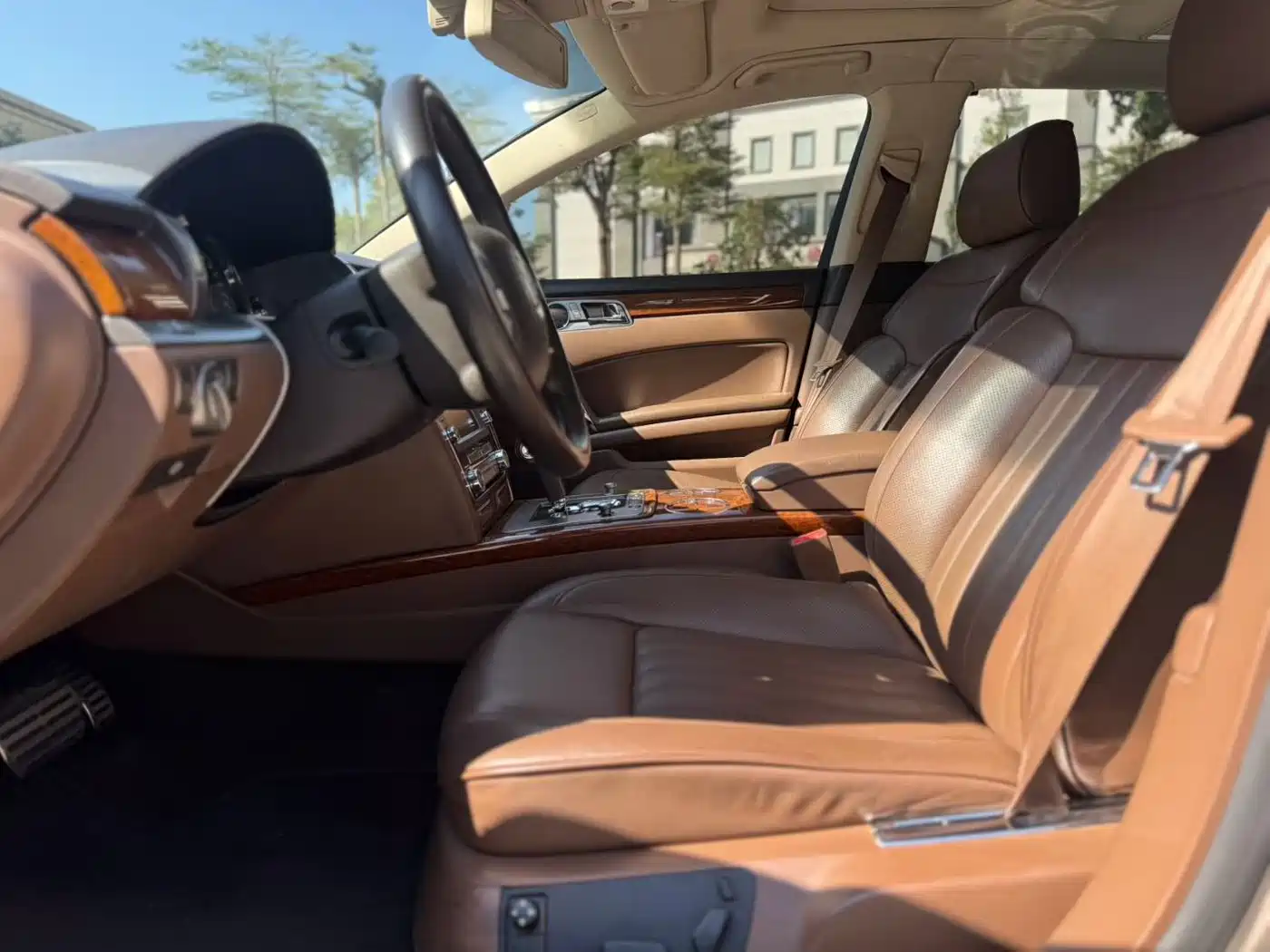 Volkswagen Phaeton 2012 3.0L Executive фото 4
