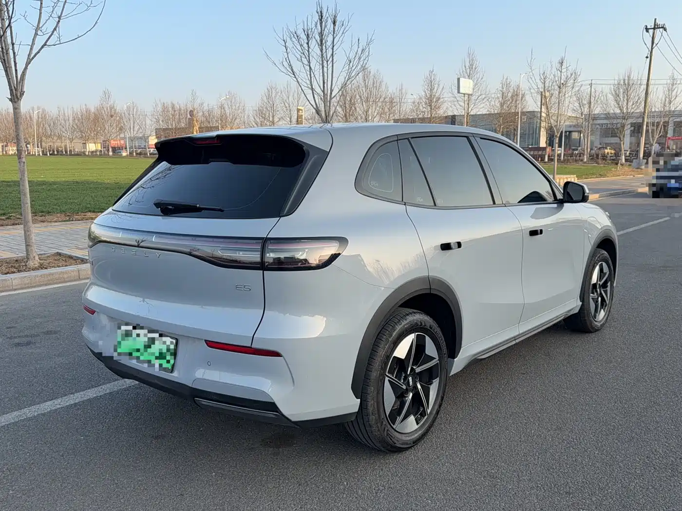 GEELY GALAXY GALAXY E5