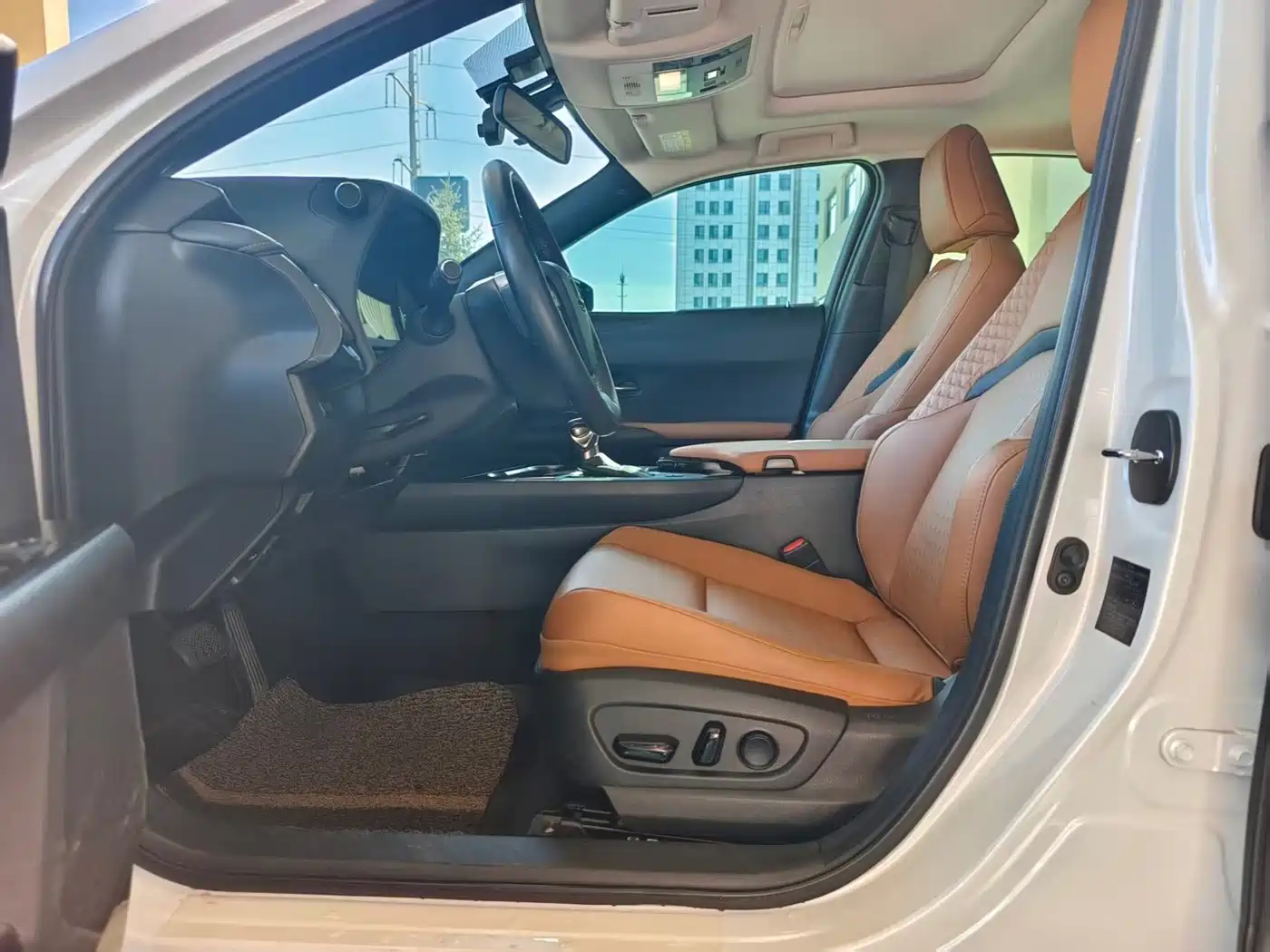 Lexus UX 2021 2020 200 Special Edition