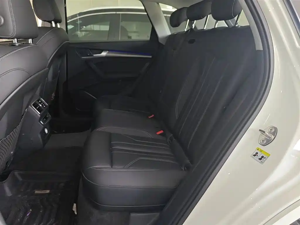 Audi Q5L 2022 40T Luxury Dynamic фото 24