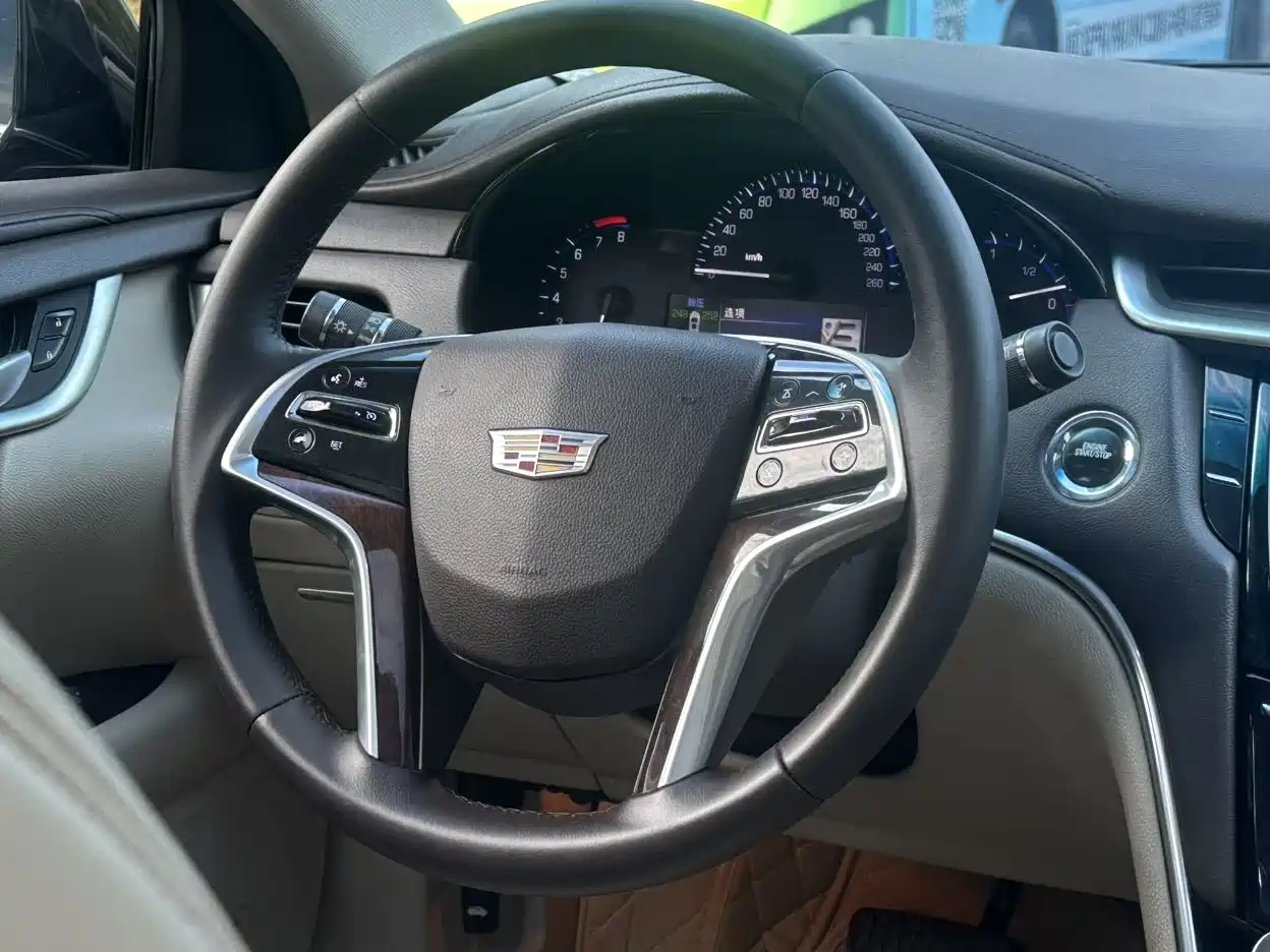 Cadillac XTS 2016 28T Technology фото 6
