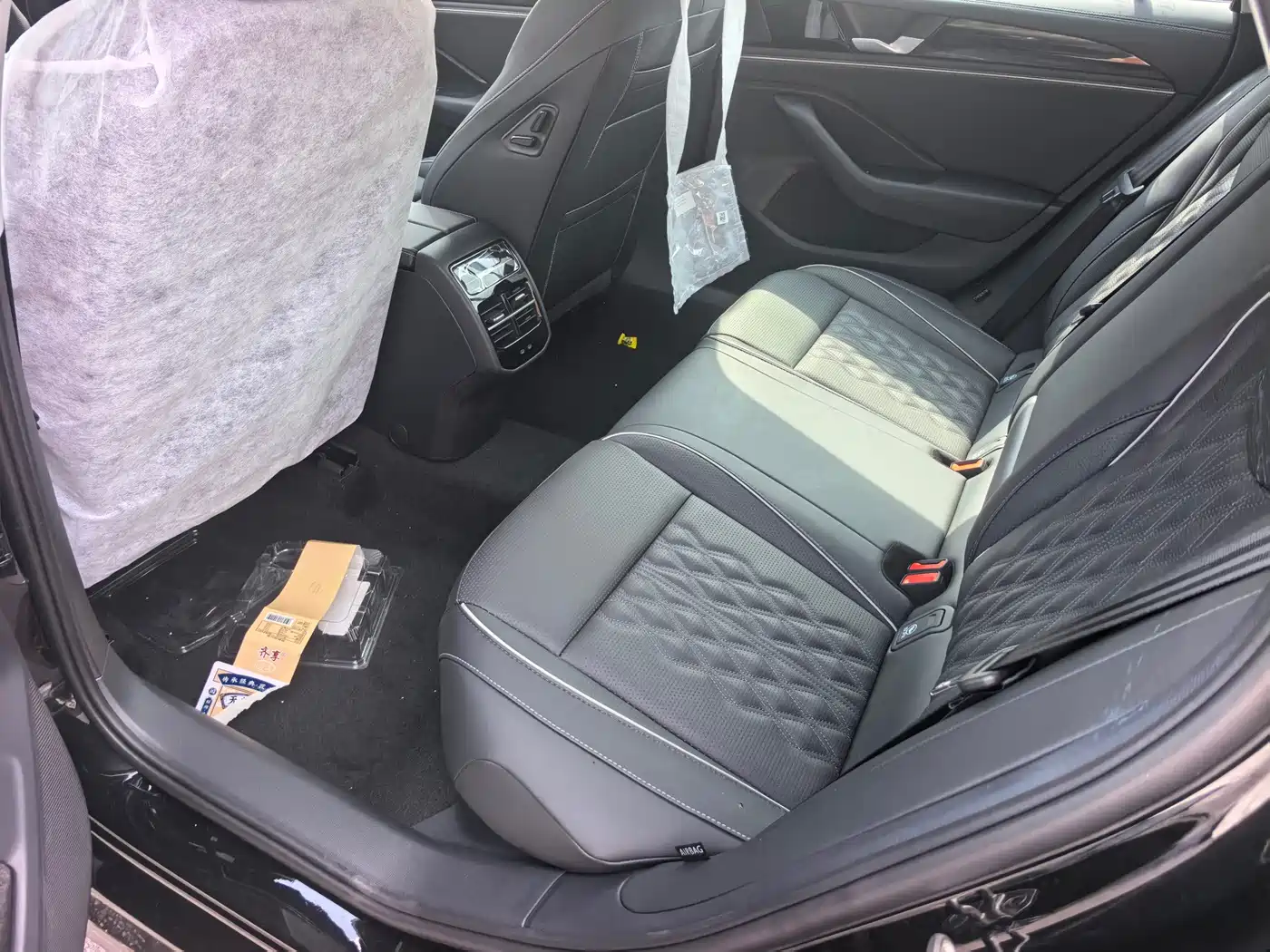 Volkswagen Magotan 2026 2026 Model 380TSI DSG Premium Edition Damai Package