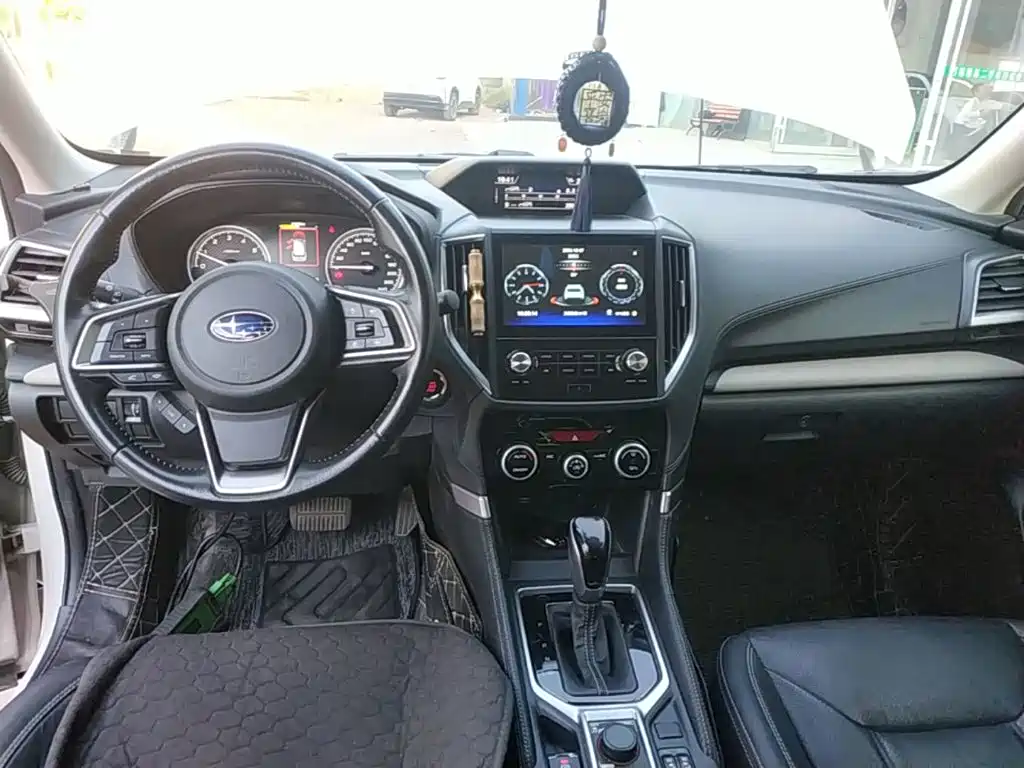 Photo 10 - Subaru Forester