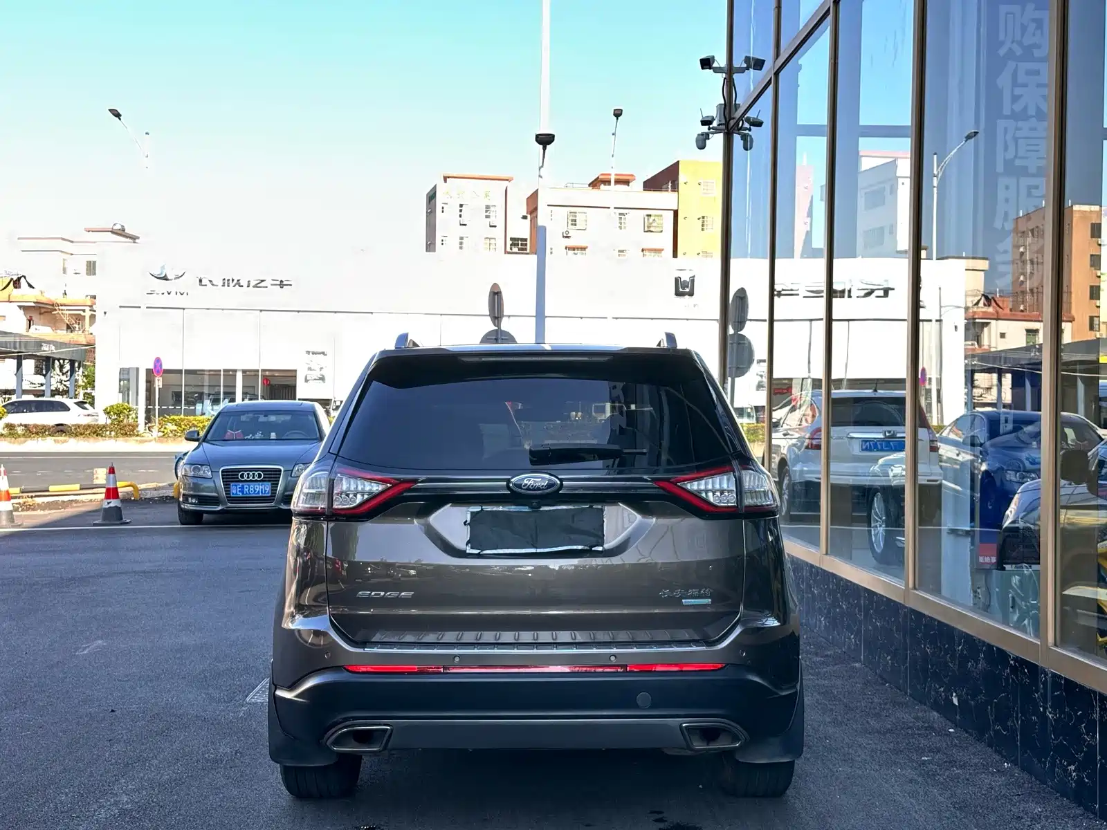 Фото 5 - Ford Edge