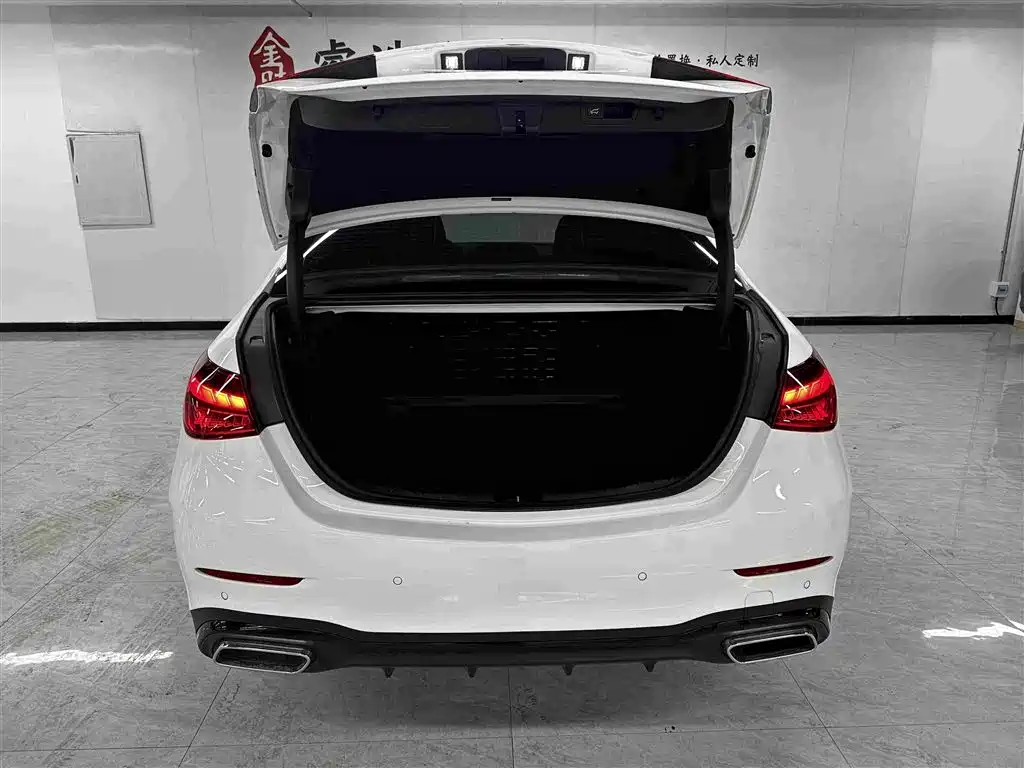 Mercedes-Benz C-Class 2025 2024 Facelift III C 260 L Night Sport Edition