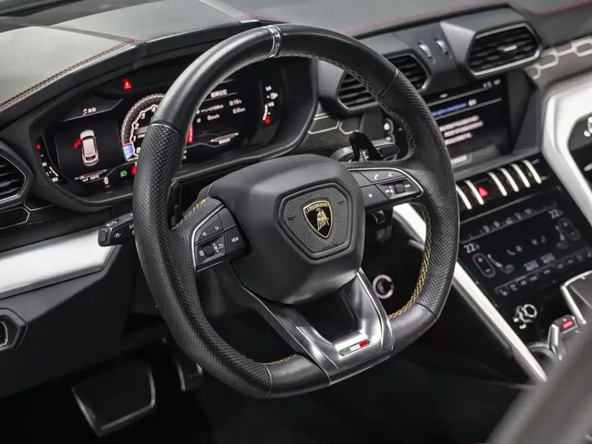 Lamborghini Urus 2019 2018 4.0T V8