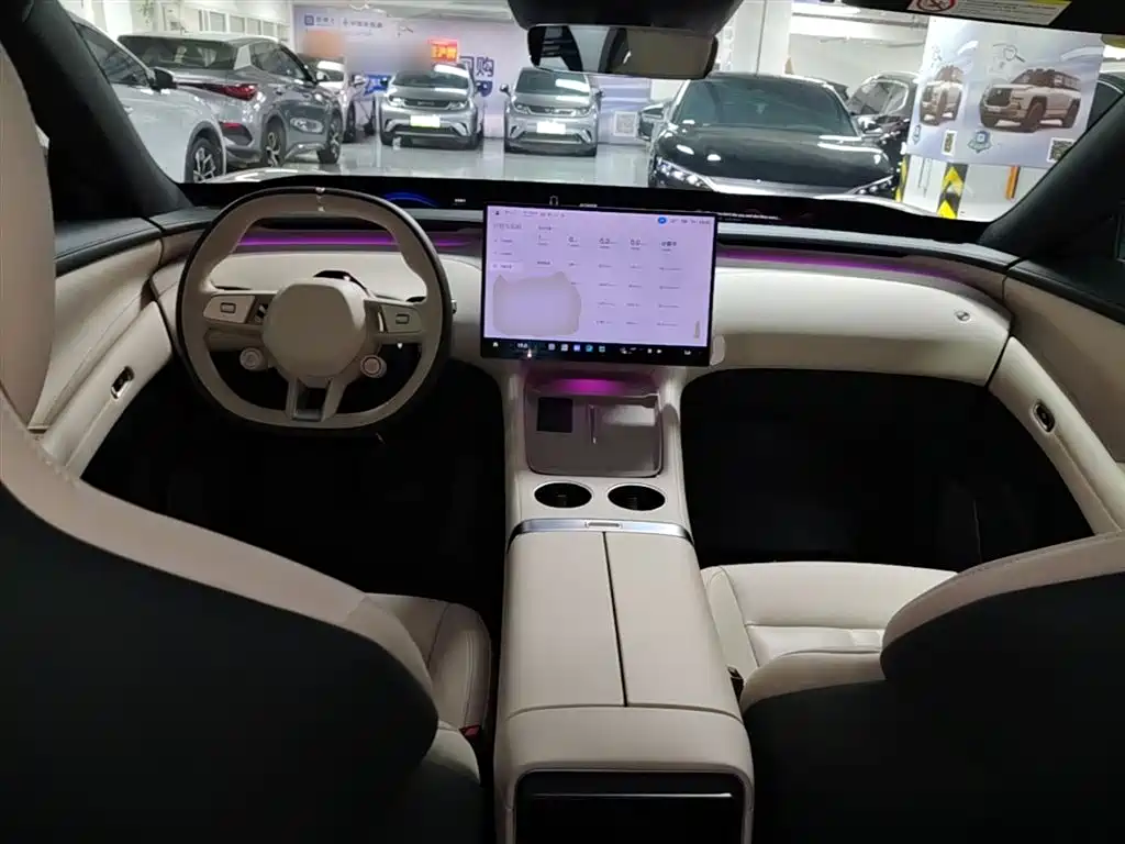 Xiaomi Auto Xiaomi YU7 2025 Extended Range RWD Edition фото 10
