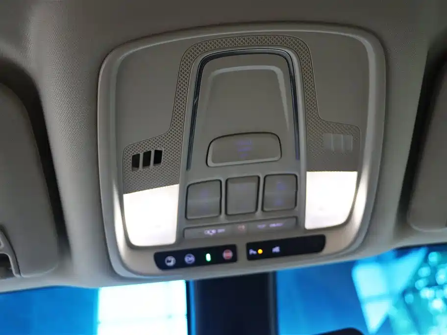 Buick GL8 2023 ES Landmaster Exclusive фото 21