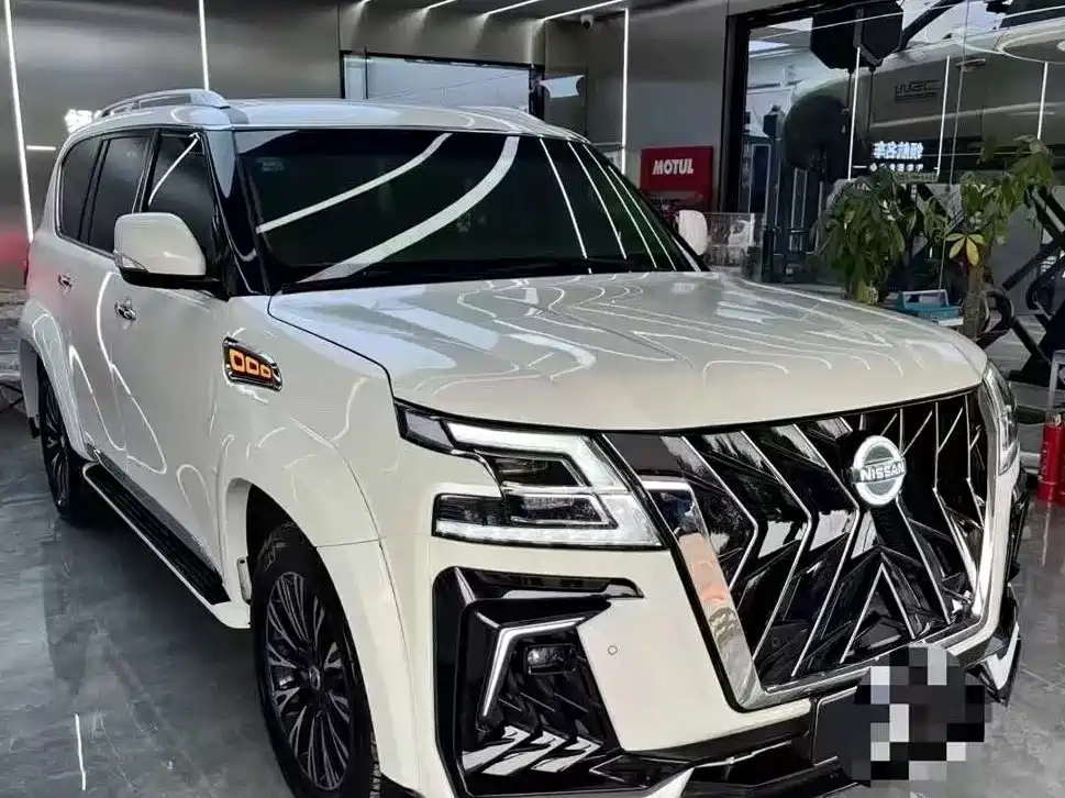 Nissan Patrol 2018 4.0L Flagship фото 10