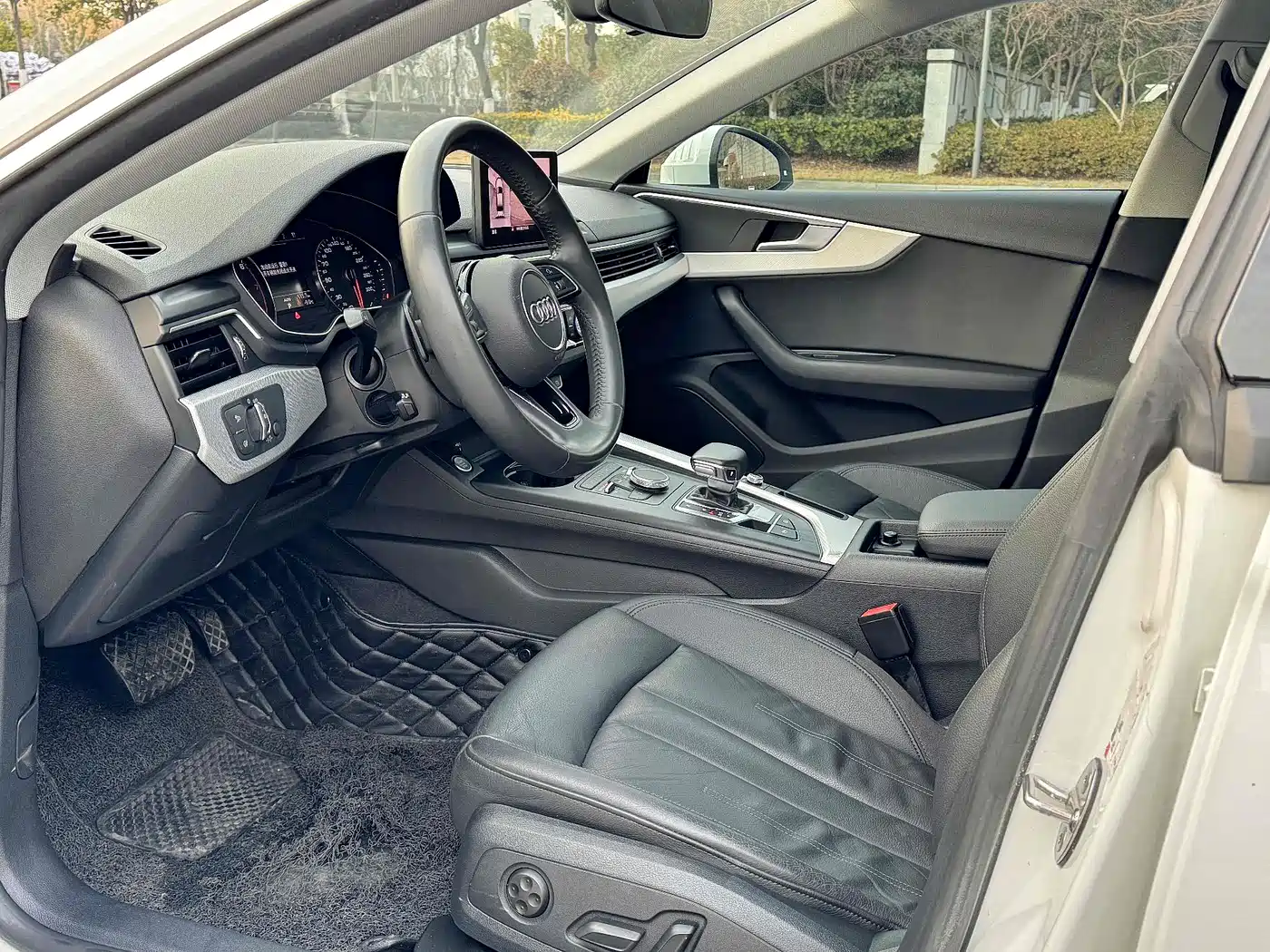 Audi A5 (Import) 2019 Sportback 40 TFSI Fashion фото 4