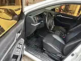 Фото 16 - Geely Vision