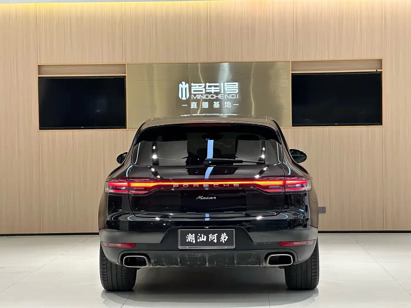 Porsche Macan 2017 Macan 2.0T фото 8