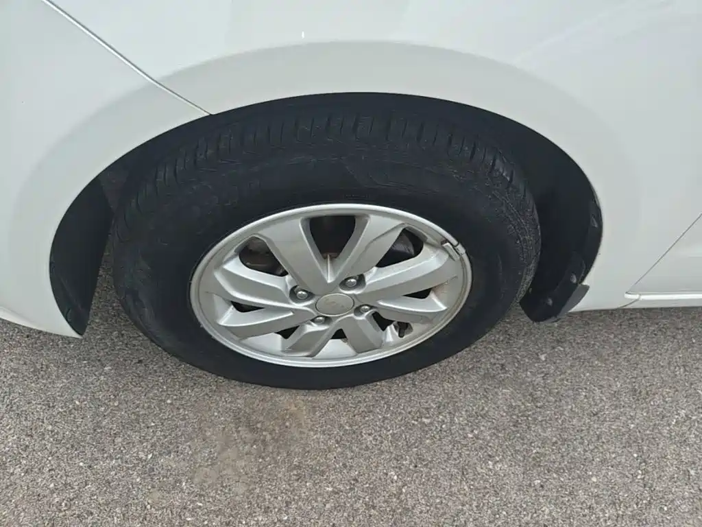 Фото 23 - Kia K2