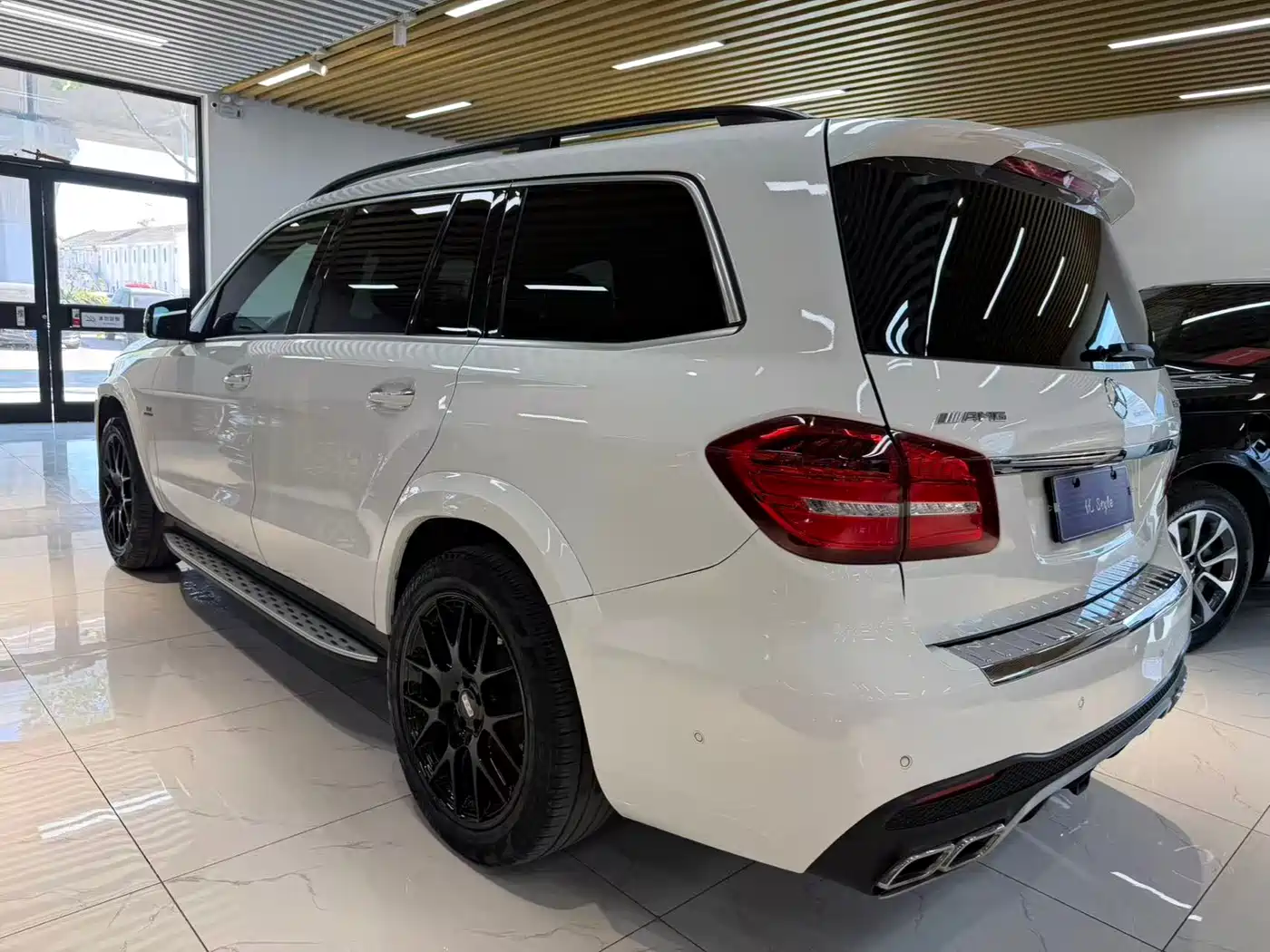 Mercedes-Benz GLS 2017 GLS 400 4MATIC Luxury фото 6