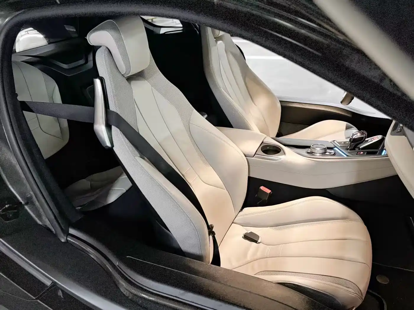 BMW i8 2018 2014 Standard