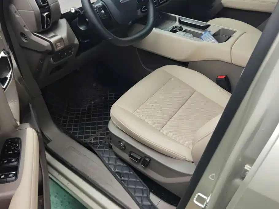 Haval Second-Generation Big Dog New Energy 2025 2025 Hi4 102km Mid Edition