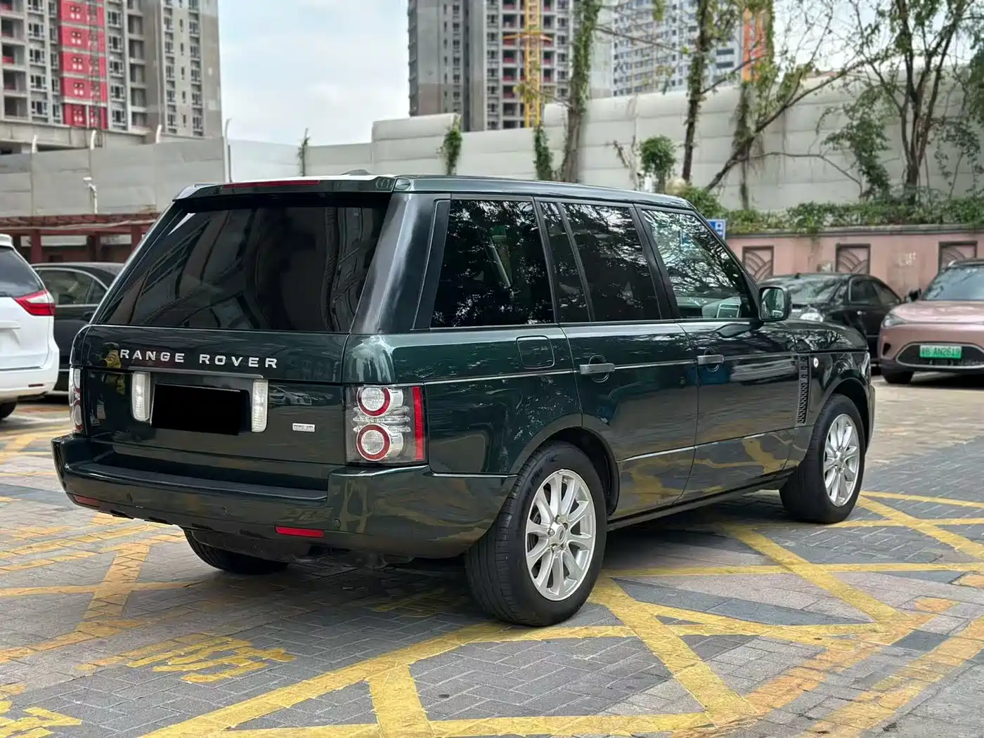 Land Rover Range Rover 2011 3.6 TDV8 фото 10