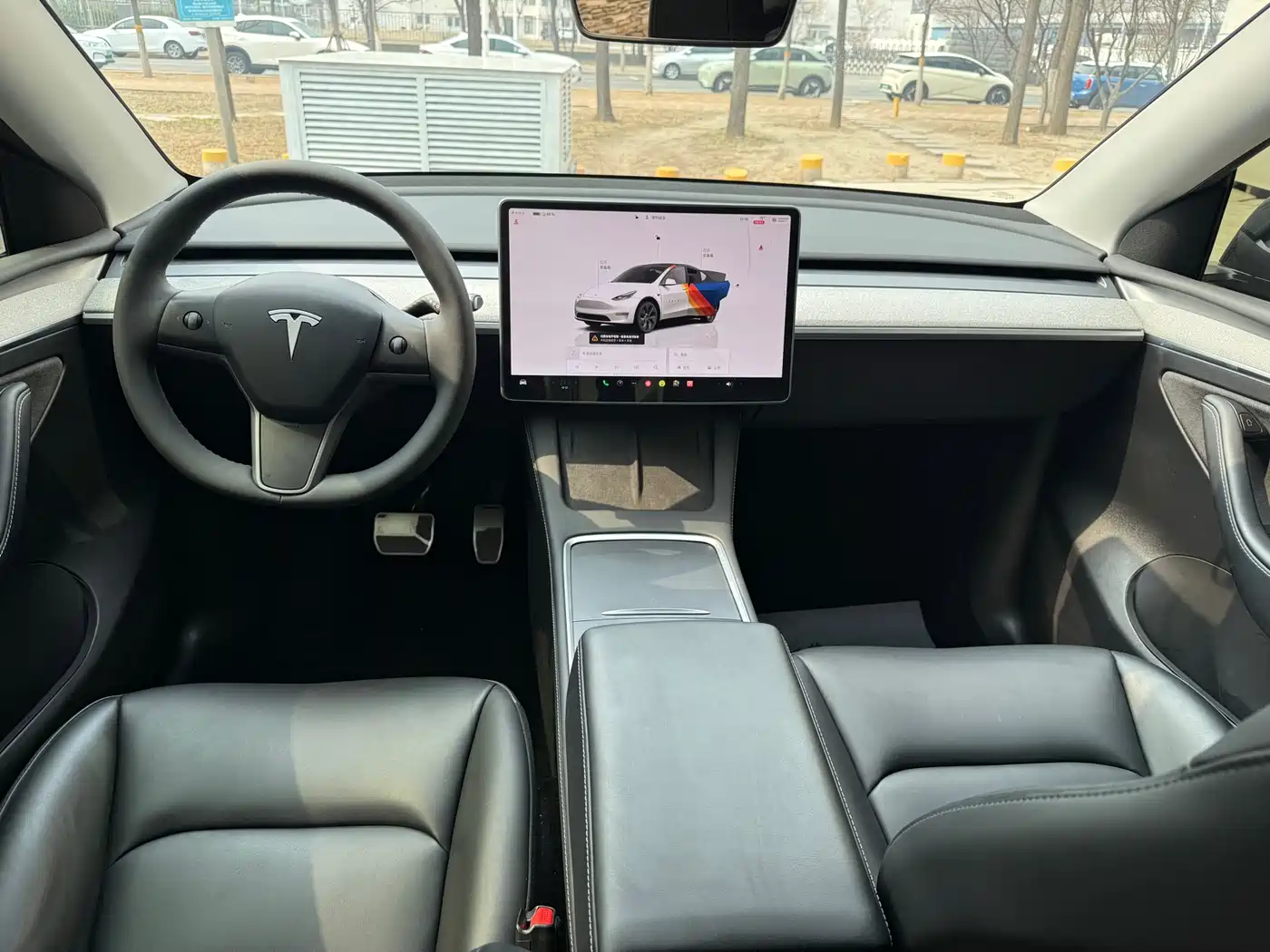 TESLA MODEL Y