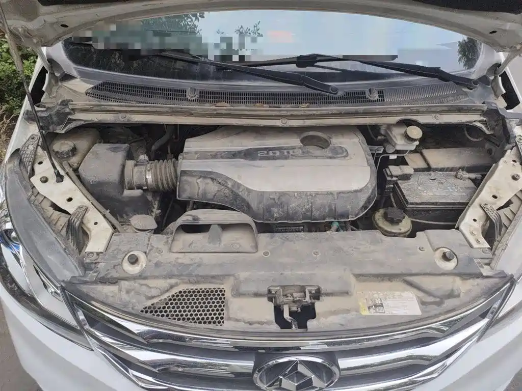 SAIC Maxus Maxus G10 2015 2.0T Manual Commemorative Edition фото 17