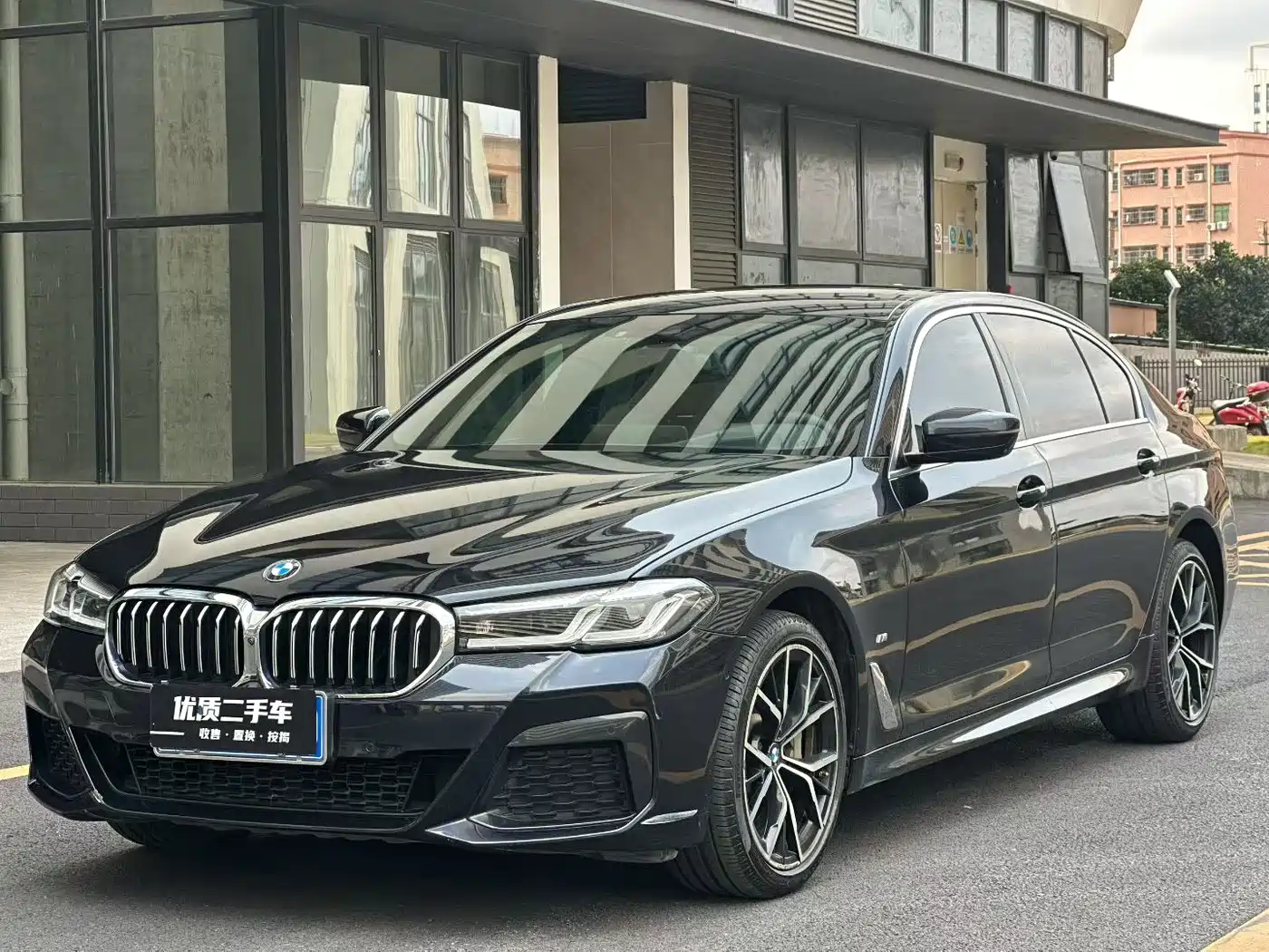 BMW 5 Series 2022 Facelift II 530Li Premium Package M Sport