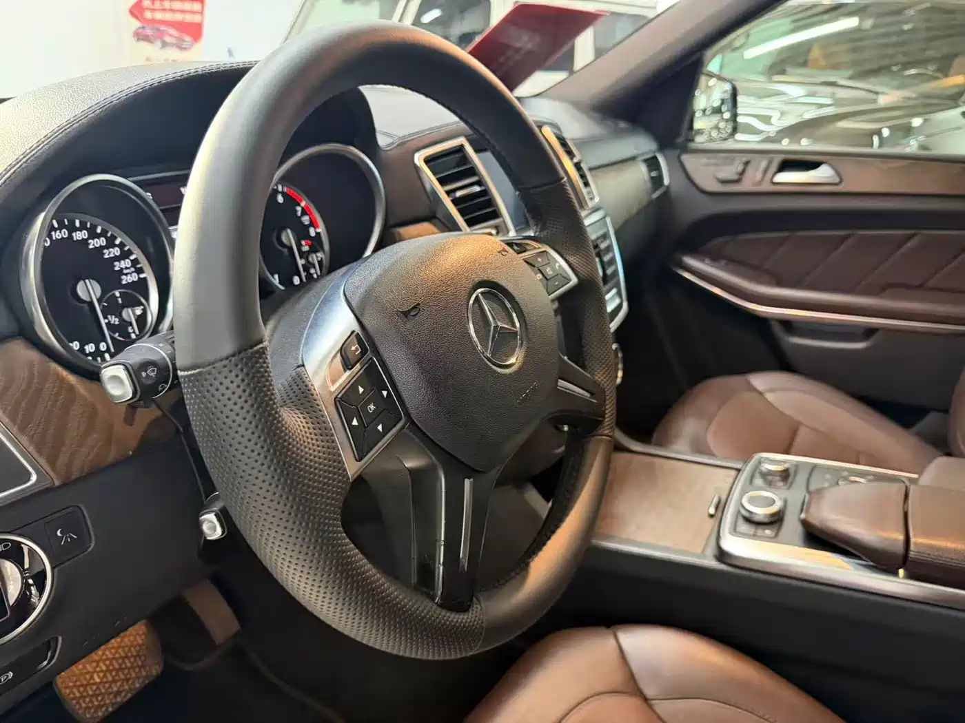 Mercedes-Benz GL-Class 2013 GL 500 4MATIC фото 6