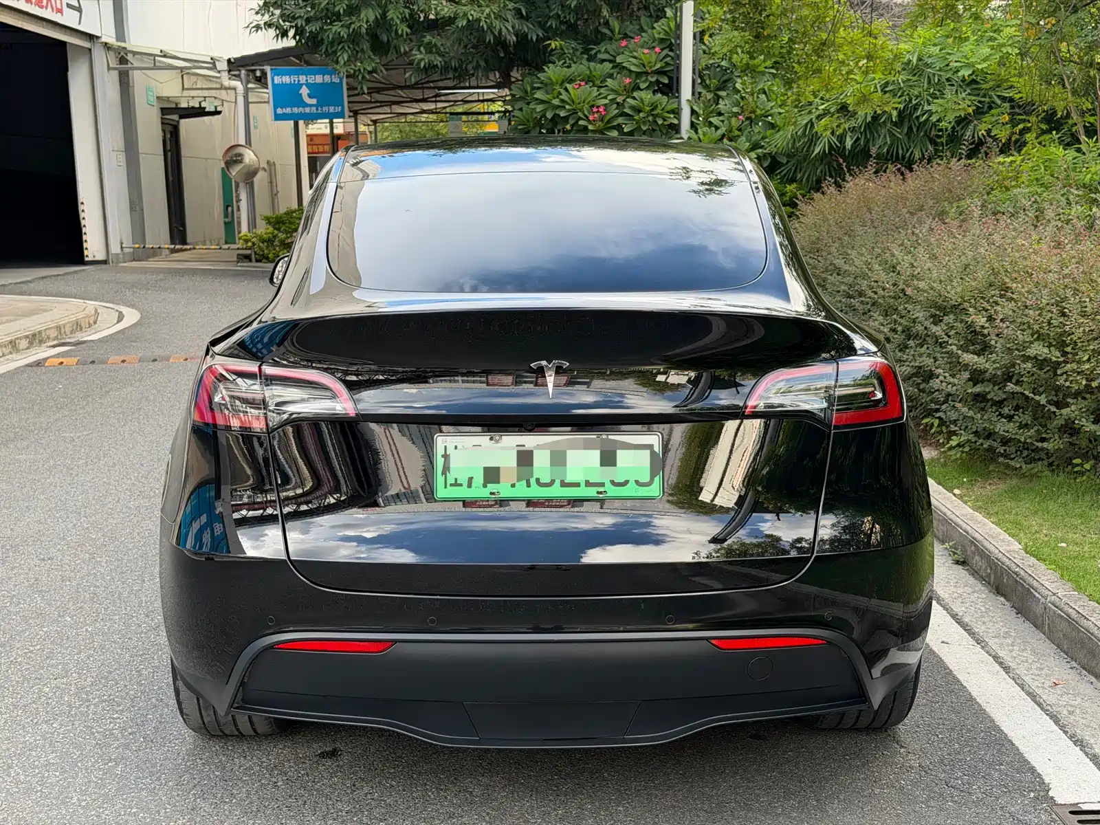 Фото 5 - Tesla Model Y