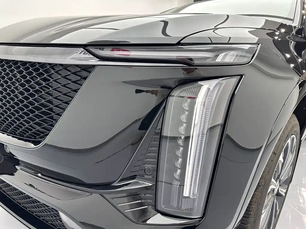 Cadillac XT5 2026 2026 2.0T Luxury Model