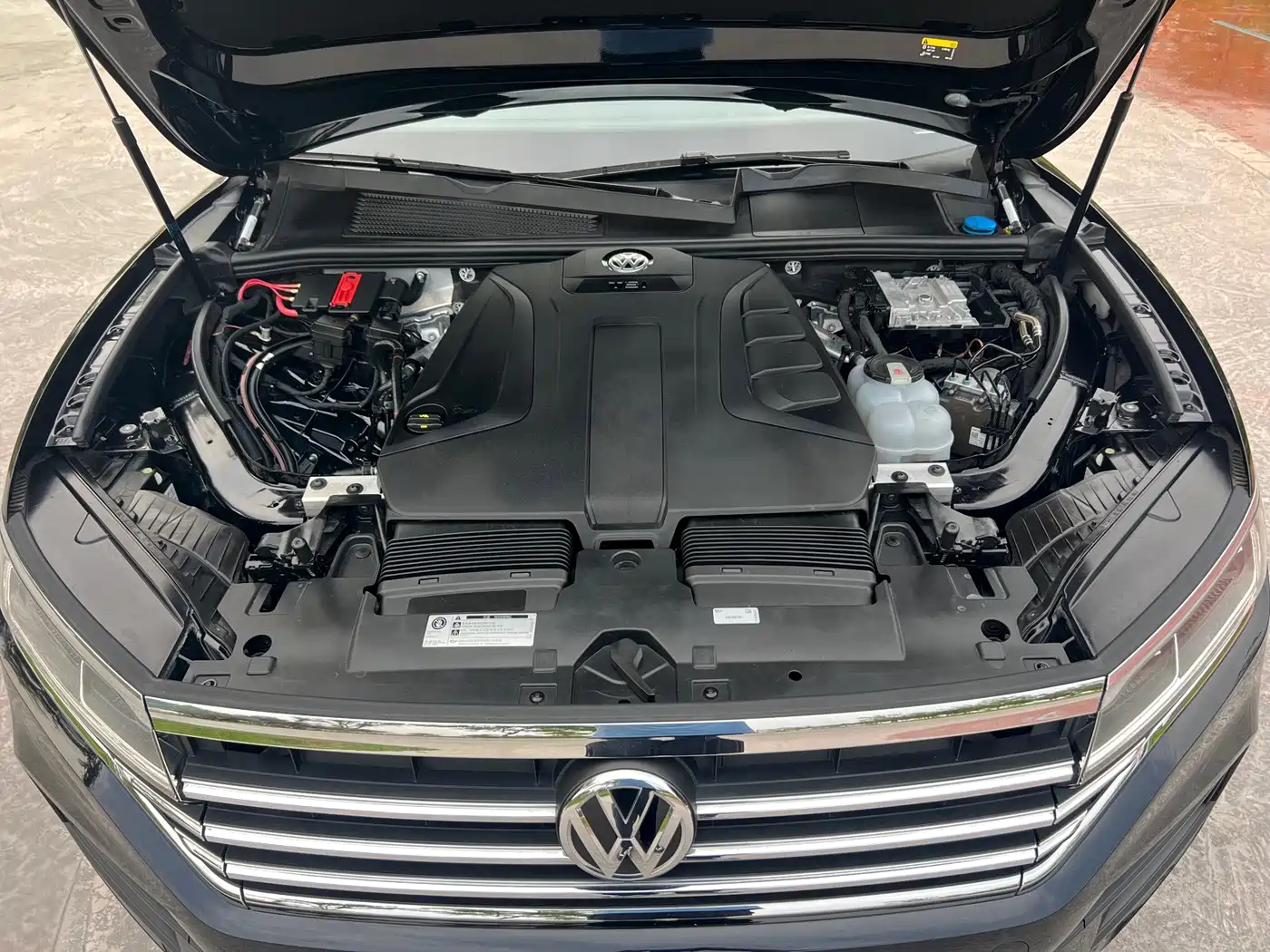 Volkswagen Touareg 2019 2.0TSI Pilot Edition China VI фото 9