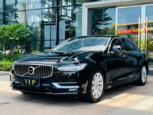 Volvo S90 2019