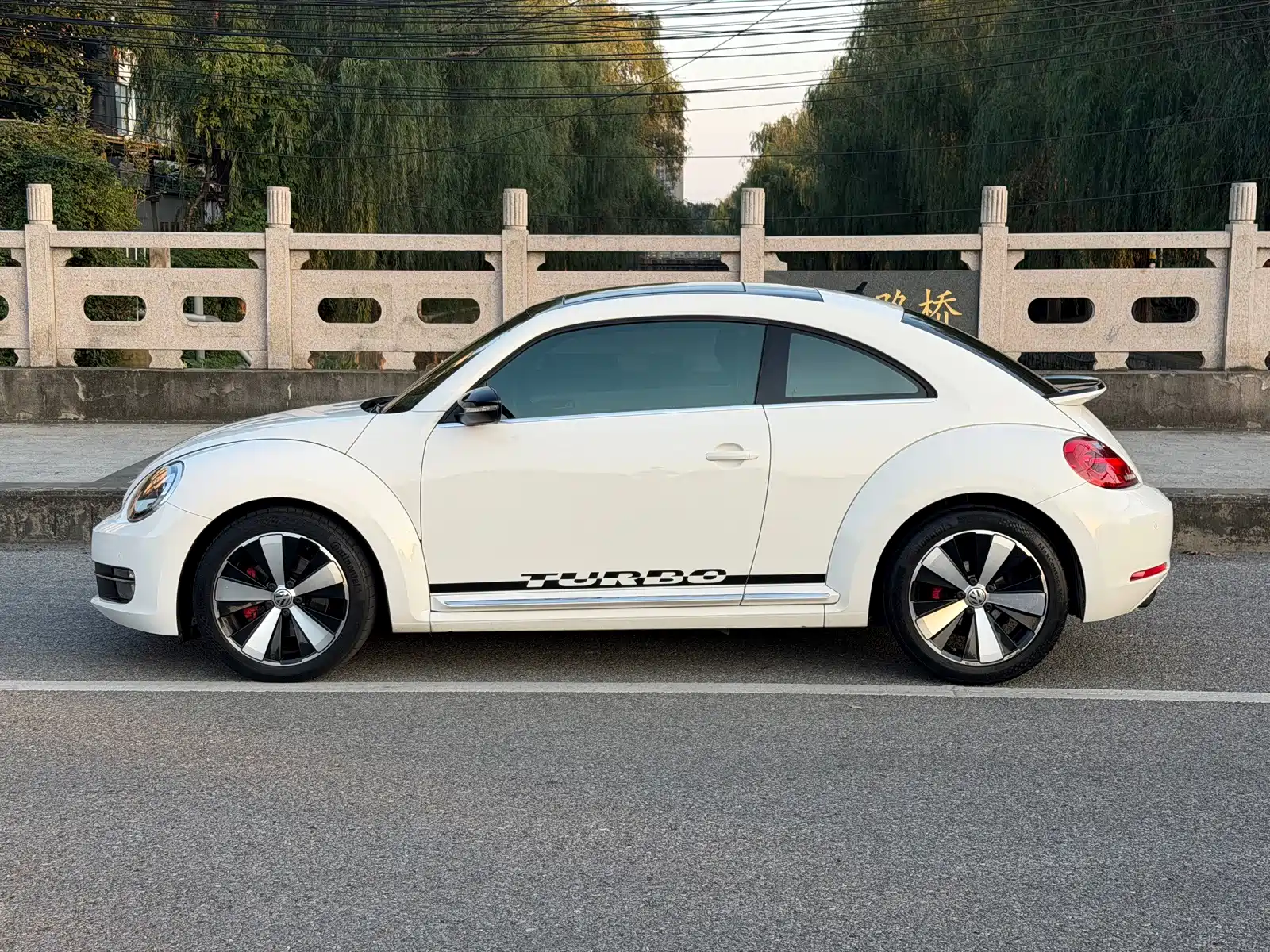 صورة 3 - Volkswagen Beetle