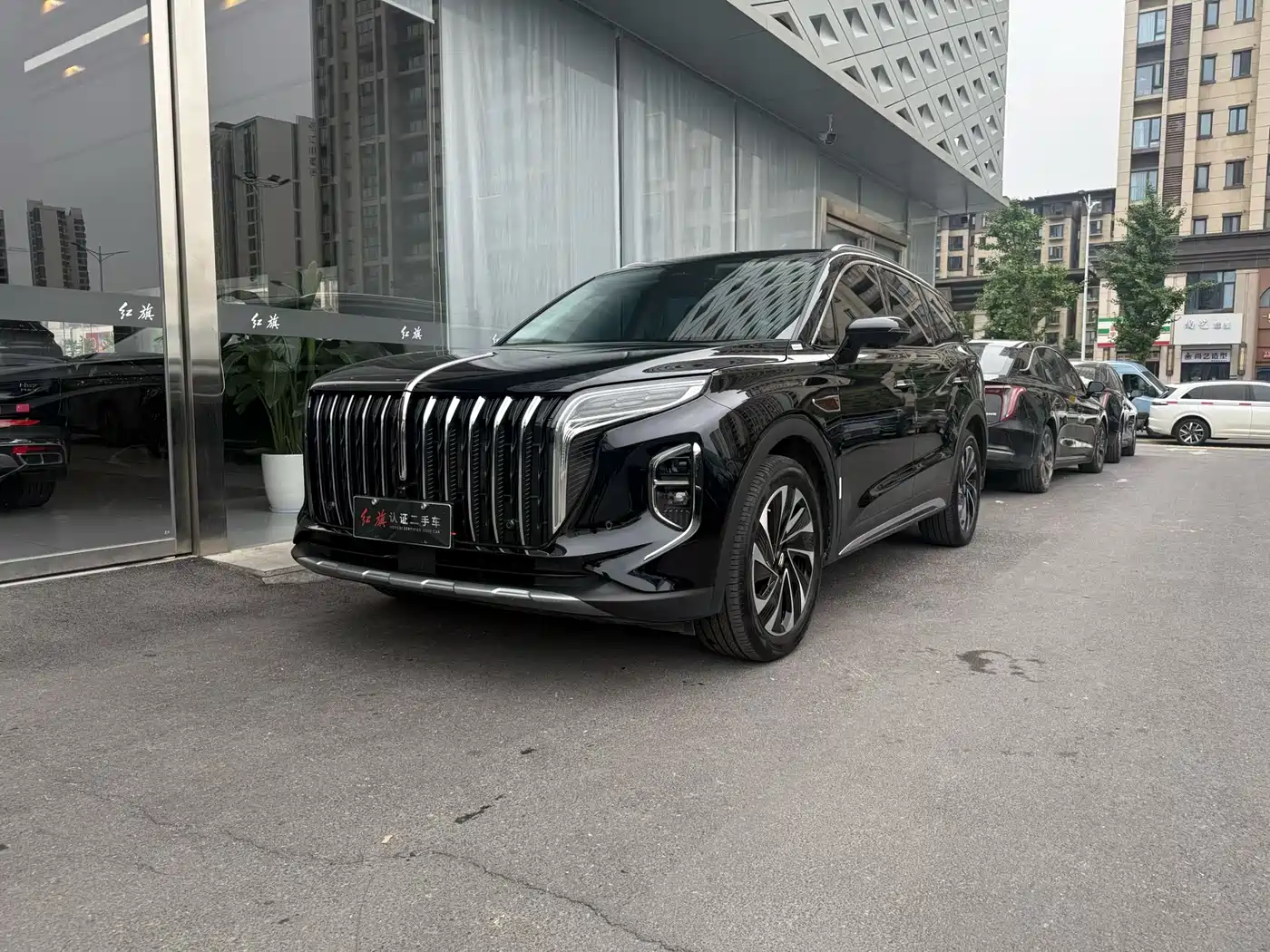 Hongqi HS7 PHEV 2024 2.0T PHEV 4WD Flagship Edition 6-seater