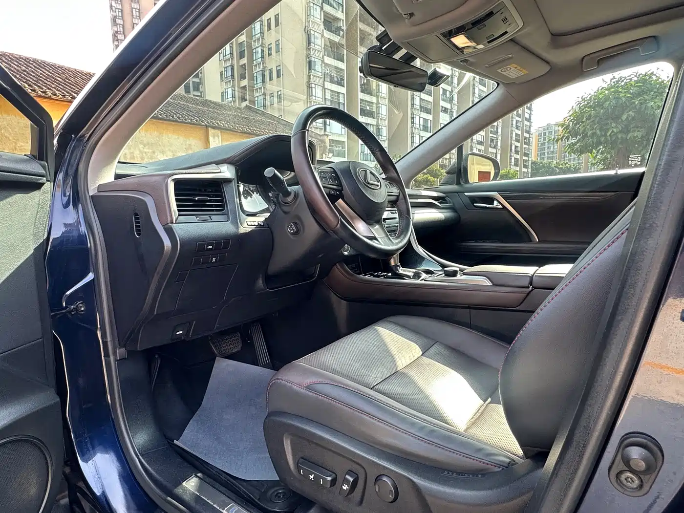 Lexus RX 2016 300 4WD Elegance Edition (China V) фото 4