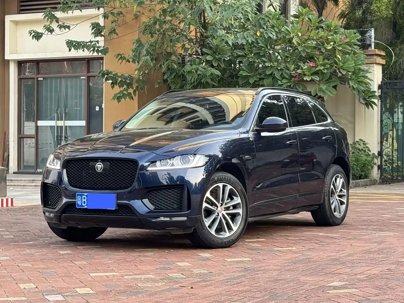 Jaguar F-PACE 2017 2016 3.0 SC 4WD R-Sport