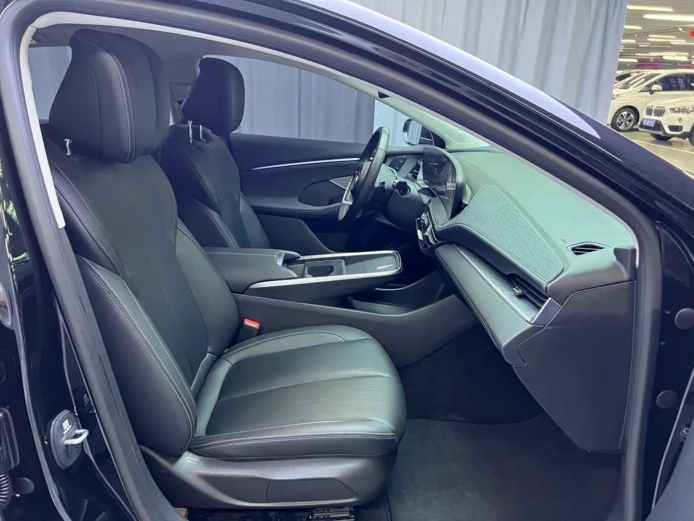 Buick LaCrosse 2024 2025 Model 28T Platinum Edition