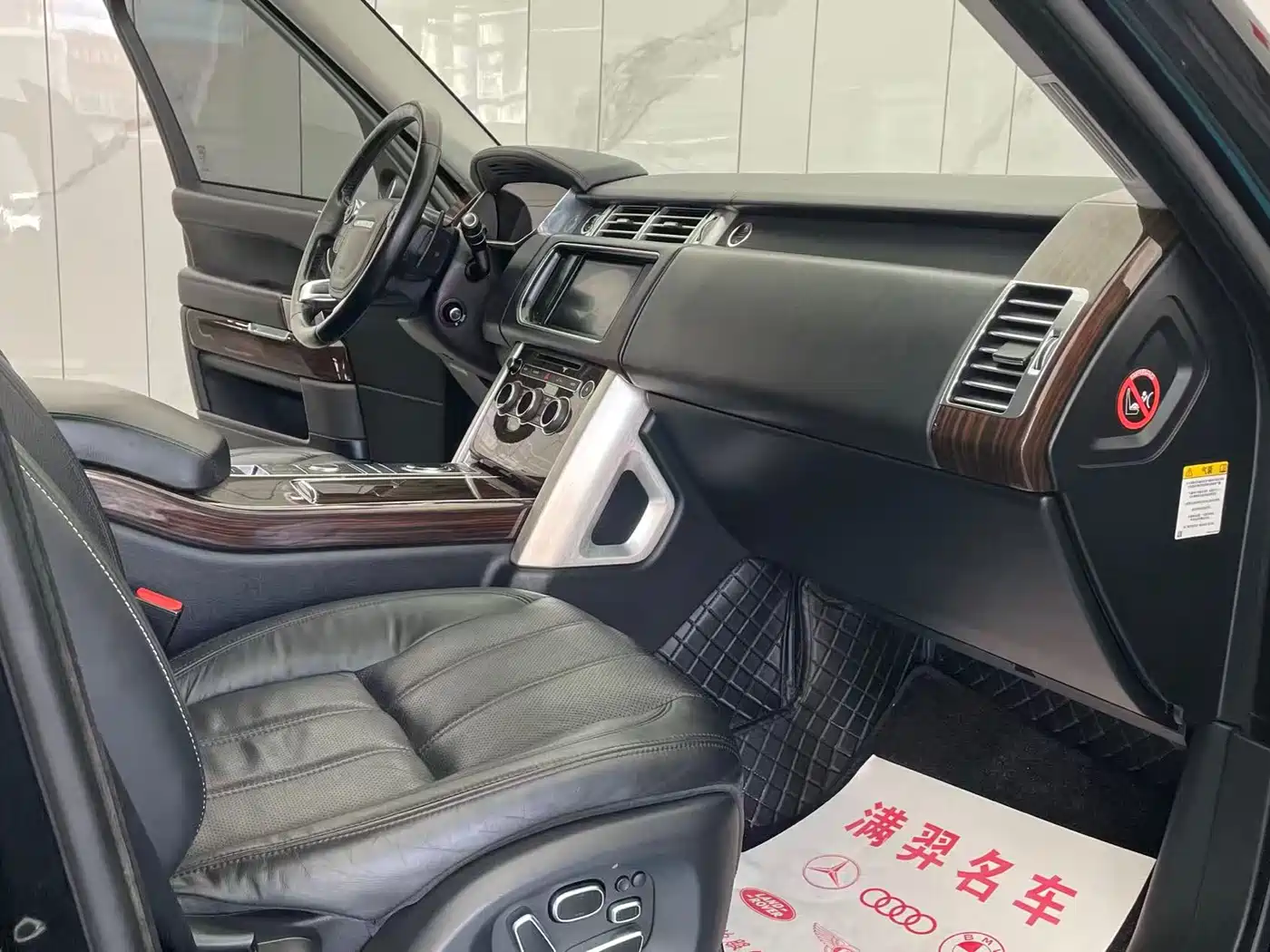 Land Rover Range Rover 2013 NA 5.0 V8 Vogue фото 18