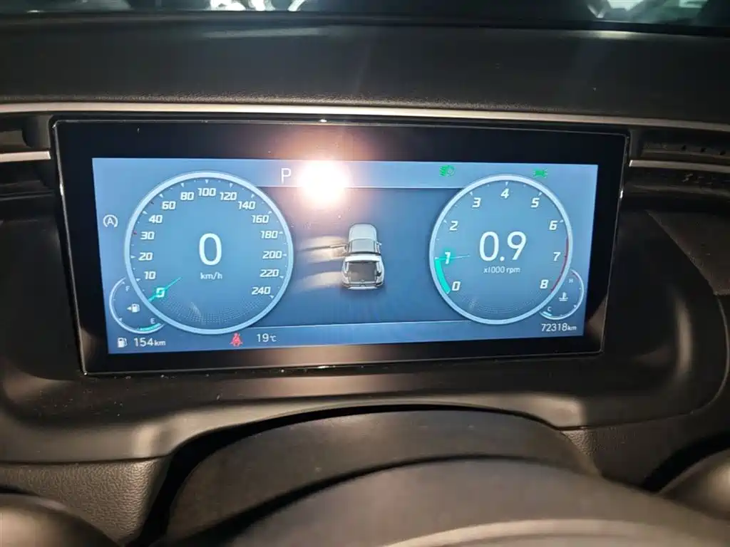 Hyundai Tucson 2021 Tucson L 1.5T DCT LUX Premium фото 12