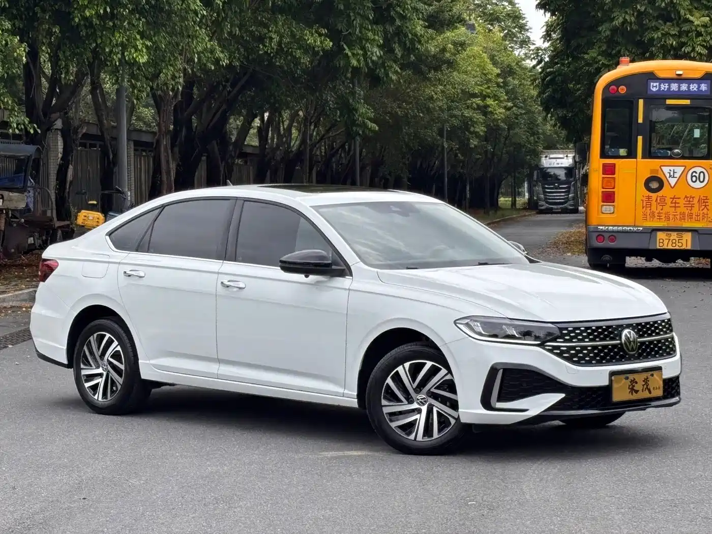 Фото 3 - Volkswagen Lavida