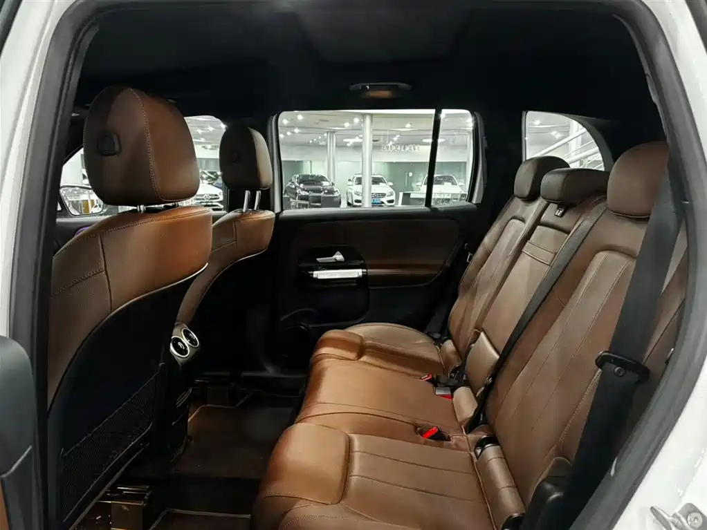 Mercedes-Benz GLB 2025 2024 GLB 220 Dynamic