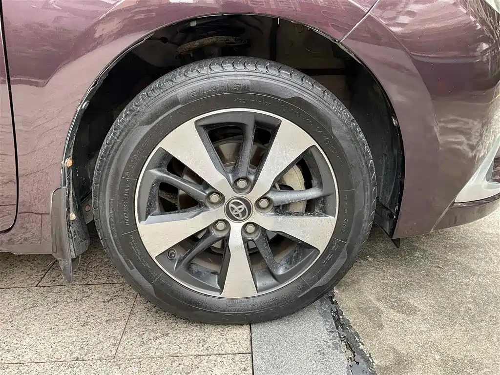 Toyota Levin 2016 Hybrid 1.8H V E-CVT Luxury Edition фото 17